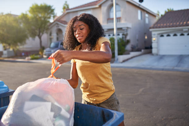 Best Yard Cleanup Services  in Sylvan Lake, MI